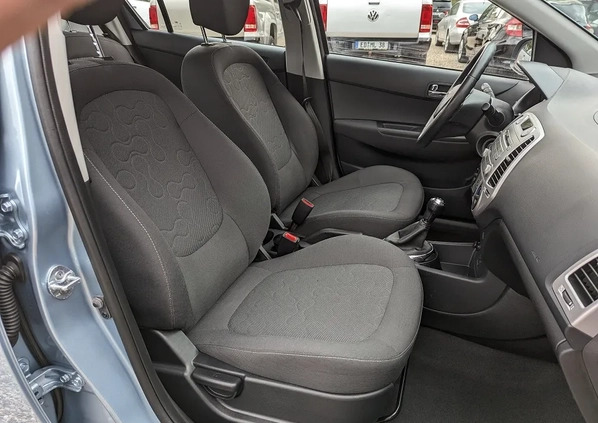 Hyundai i20 cena 16500 przebieg: 218280, rok produkcji 2012 z Stepnica małe 154